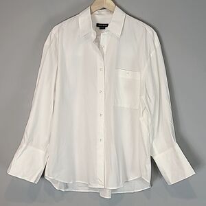 URBAN REVIVO Womens size 4 White Oversized Button Down Top, like new.